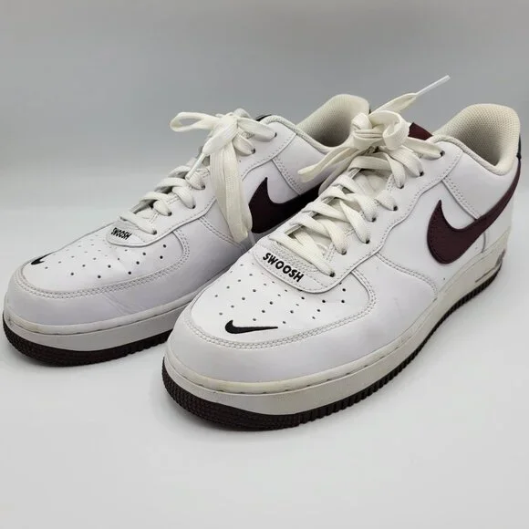 Nike Air Force 1 CJ8731 100 Low Mens Sneakers Size 10 White & Maroon - Picture 6 of 16